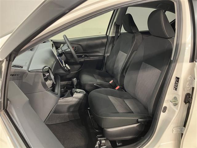 アクア Ｓスタイルブラック　ＡＵＸ端子　バックモニタ－　地デジフルセグ　ナビＴＶ　イモビライザー　ＬＥＤライト　スマートキープッシュスタート　ＥＴＣ付き　Ｗエアバッグ　キーフリ　メモリーナビゲーション　横滑り防止装置付き　ＡＢＳ（14枚目）