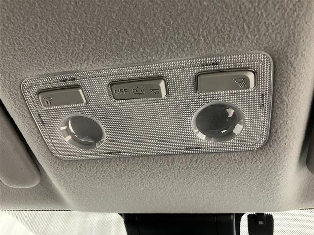 アクア Ｓスタイルブラック　ＡＵＸ端子　バックモニタ－　地デジフルセグ　ナビＴＶ　イモビライザー　スマートキープッシュスタート　１オーナー　ＥＴＣ付き　Ｗエアバッグ　キーフリ　メモリーナビゲーション　横滑り防止装置付き　ＡＢＳ（27枚目）