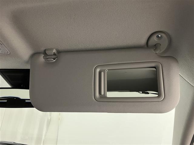 アクア Ｓスタイルブラック　ＡＵＸ端子　バックモニタ－　地デジフルセグ　ナビＴＶ　イモビライザー　スマートキープッシュスタート　１オーナー　ＥＴＣ付き　Ｗエアバッグ　キーフリ　メモリーナビゲーション　横滑り防止装置付き　ＡＢＳ（33枚目）