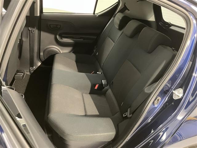 アクア Ｓスタイルブラック　ＡＵＸ端子　バックモニタ－　地デジフルセグ　ナビＴＶ　イモビライザー　スマートキープッシュスタート　１オーナー　ＥＴＣ付き　Ｗエアバッグ　キーフリ　メモリーナビゲーション　横滑り防止装置付き　ＡＢＳ（36枚目）