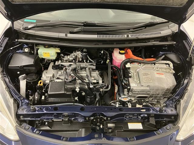 アクア Ｓスタイルブラック　ＡＵＸ端子　バックモニタ－　地デジフルセグ　ナビＴＶ　イモビライザー　スマートキープッシュスタート　１オーナー　ＥＴＣ付き　Ｗエアバッグ　キーフリ　メモリーナビゲーション　横滑り防止装置付き　ＡＢＳ（40枚目）