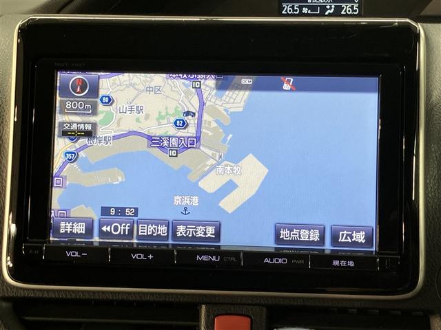 ノア Ｓｉ　１オーナー　地デジ　ＤＶＤ視聴可　点検記録簿　ＬＥＤヘットライト　ＥＴＣ付き　横滑り防止機能　ナビＴＶ　三列シート　ＡＷ　ＡＡＣ　パワーウインドウ　メモリーナビ　ＡＢＳ　ミュージックプレイヤー接続可（6枚目）