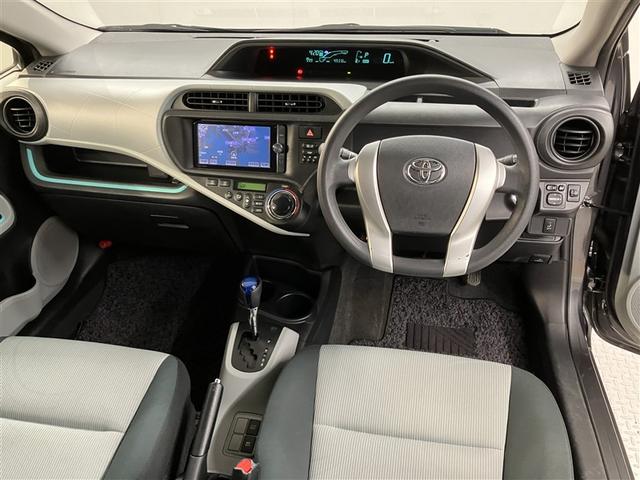 アクア S 純正メモリーナビ Bluetooth 地デジTV バックガイド付きカメラ 横滑り防止・盗難防止装置 スマートキー ドライブレコーダー ETC車載器 50000km 全国トヨタ店対応ロングラン保証(5枚目)