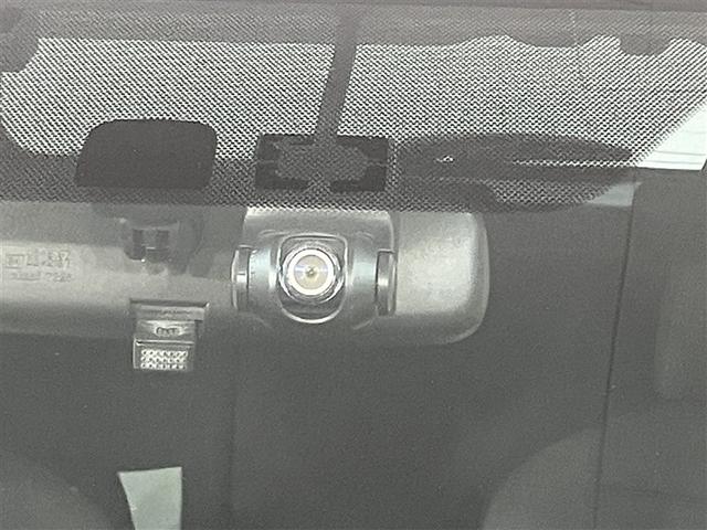 アクア S 純正メモリーナビ Bluetooth 地デジTV バックガイド付きカメラ 横滑り防止・盗難防止装置 スマートキー ドライブレコーダー ETC車載器 50000km 全国トヨタ店対応ロングラン保証(9枚目)