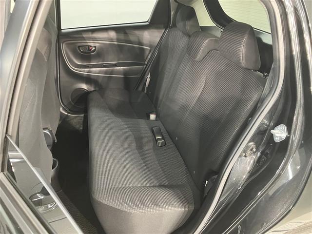 ヴィッツ Ｆ　トヨタ純正メモリーナビ　Ｂｌｕｅｔｏｏｔｈ　地デジＴＶ　衝突軽減・横滑り防止・キーレスエントリー　エコアイドル　ＡＴハイビーム　ドライブレコーダー　ＥＴＣ車載器　全国トヨタ店対応ロングラン保証（17枚目）