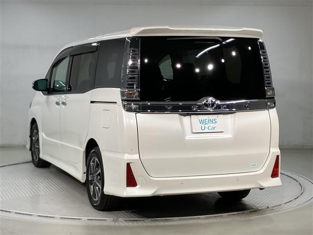 ヴォクシー ＺＳ　煌ＩＩ　１８０００ｋｍ　大型純正メモリーナビ　後席モニタ　地デジ　Ｂｌｕｅｔｏｏｔｈ　両側電スラドア　衝突軽減・横滑防止・盗難防止装置　レーンキープアシスト　ドラレコ　クルコン　全国トヨタ店対応ロングラン保証（4枚目）