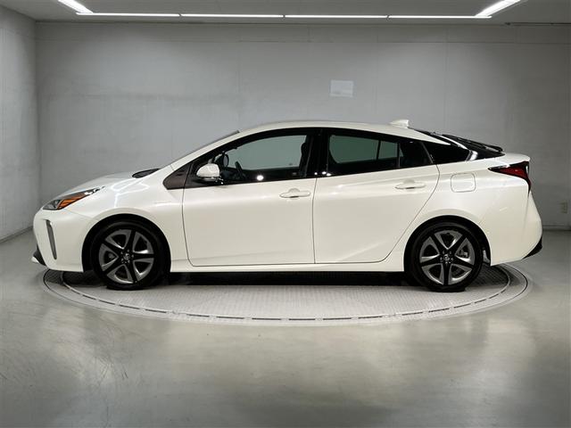 プリウス Aツーリングセレクション 9インチ純正メモリーナビ Bluetooth ヒーター付PWシート フルセグ バックガイド付カメラ 追従クルコン 衝突軽減・横滑り&盗難防止装置 レーンキープアシスト 全国トヨタ店対応ロングラン保証(2枚目)