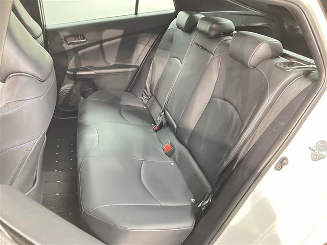 プリウス Aツーリングセレクション 9インチ純正メモリーナビ Bluetooth ヒーター付PWシート フルセグ バックガイド付カメラ 追従クルコン 衝突軽減・横滑り&盗難防止装置 レーンキープアシスト 全国トヨタ店対応ロングラン保証(18枚目)