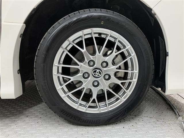 ノア ハイブリッドＳｉ　ダブルバイビーＩＩ　Ｂカメラ　横滑り防止装置　記録簿有　ＬＥＤ　地デジ　ドラレコ　ミュージックプレイヤー接続可　１オーナー　オートクルーズ　ＤＶＤ再生可　メモリナビ　エアバッグ　ＥＴＣ　ナビ＆ＴＶ　３列シート　ＡＢＳ（22枚目）