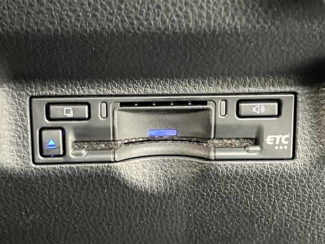 シエンタ Ｚ　全周囲カメラ付ディスプレイオーディオ　純正メモリーナビ　　Ｂｌｕｅｔｏｏｔｈ　衝突軽減・横滑り防止・盗難防止装置　レーンキープアシスト　両側電動スライドドア　ドラレコ　全国トヨタ店対応ロングラン保証（11枚目）