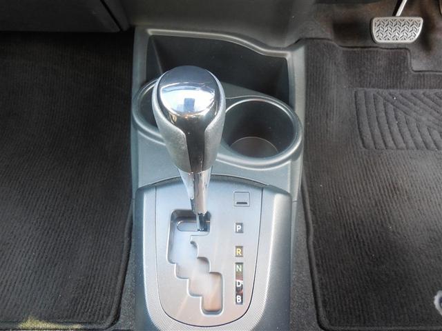 アクア Ｓスタイルブラック　トヨタ純正メモリーナビ　バックガイド付きカメラ　地デジＴＶ　Ｂｌｕｅｔｏｏｔｈ　衝突軽減・横滑り防止・盗難防止装置　スマートキー　ＥＴＣ車載器　全国トヨタ店対応ロングラン保証（16枚目）