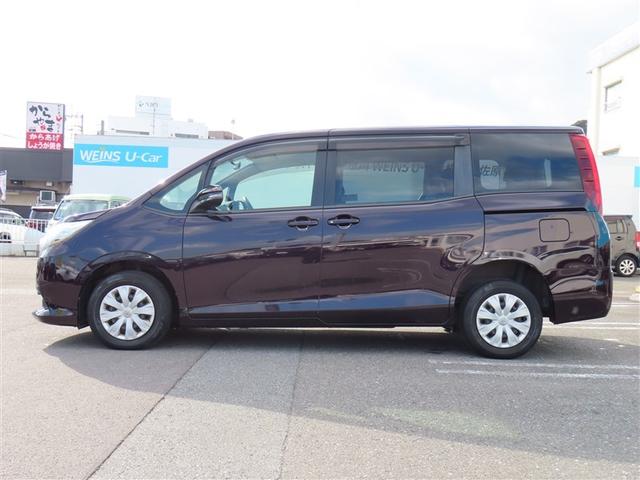 ノア Ｘ　トヨタ純正メモリーナビ　地デジＴＶ　Ｂｌｕｅｔｏｏｔｈ　４ＷＤ　両側電動スライドドア　ＥＴＣ車載器　キーレスエントリー　全国トヨタ店対応ロングラン保証（2枚目）