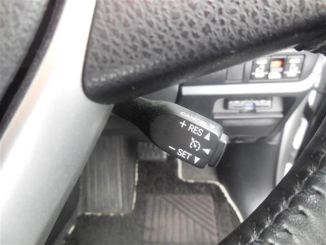 ノア ハイブリッドＳｉ　ダブルバイビーＩＩＩ　メモリーナビ　シートヒーター　バックカメラ　両側電動スライドドア　衝突軽減・横滑り防止・盗難防止装置　ＥＴＣ車載器　全国トヨタ店対応ロングラン保証（10枚目）