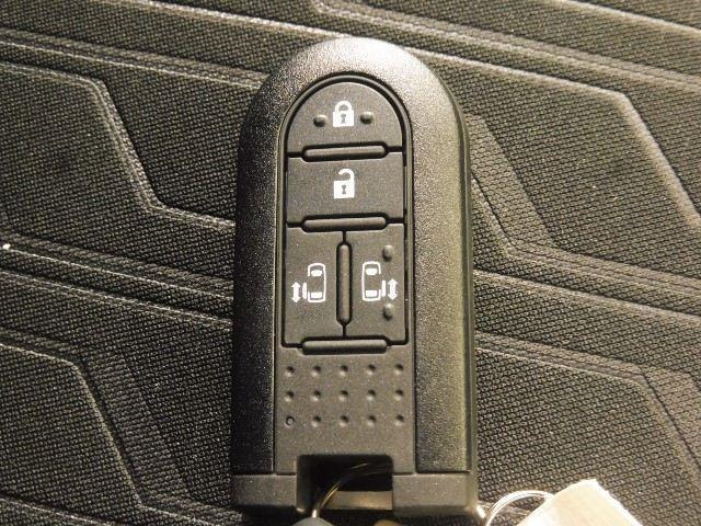 カスタムG-T Bカメ TVナビ アルミ 1オーナー 衝突軽減 ドラレコ 盗難防止システム フルセグTV クルーズコントロール ETC アイドリングストップ メモリーナビ キーレス ABS CD スマキ 横滑り防止(9枚目)
