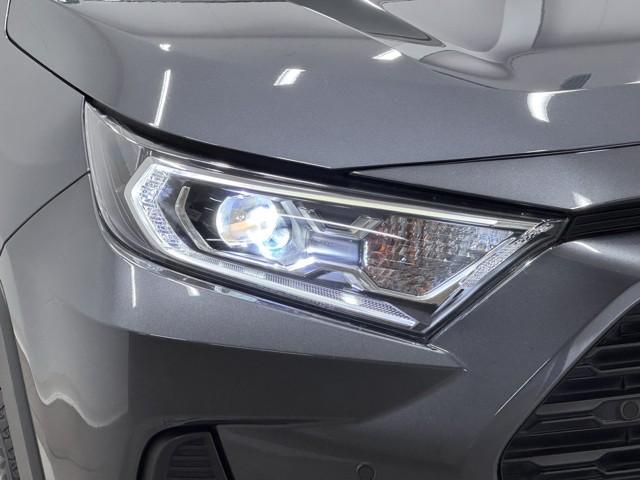 ＲＡＶ４ ハイブリッドＸ　衝突被害軽減装置　点検記録簿　地デジ　リアカメラ　盗難防止　メモリーナビゲーション　オートクルーズ　ＬＥＤライト　スマ－トキ－　横滑り防止機能　ＥＴＣ車載器　アルミホイール　キーフリー　エアコン（16枚目）