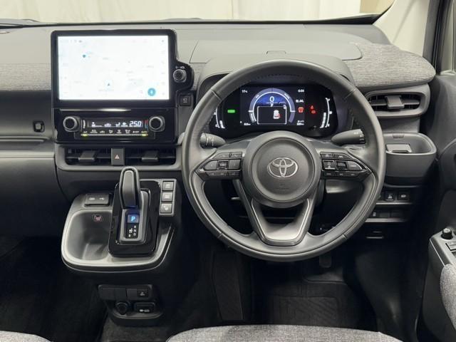 シエンタ ハイブリッドＺ　ＴＳＳ　エアバック　デモカー　アルミ　キーレスエントリー　ナビＴＶ　イモビライザー　整備記録簿　バックモニター　ＬＥＤヘッドライト　ＥＴＣ車載器　横滑り防止　スマートキー　オートエアコン　ＷＳＲＳ（4枚目）