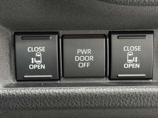 シエンタ ハイブリッドＺ　ＴＳＳ　エアバック　デモカー　アルミ　キーレスエントリー　ナビＴＶ　イモビライザー　整備記録簿　バックモニター　ＬＥＤヘッドライト　ＥＴＣ車載器　横滑り防止　スマートキー　オートエアコン　ＷＳＲＳ（12枚目）