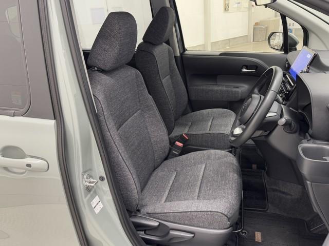 シエンタ ハイブリッドＺ　ＴＳＳ　エアバック　デモカー　アルミ　キーレスエントリー　ナビＴＶ　イモビライザー　整備記録簿　バックモニター　ＬＥＤヘッドライト　ＥＴＣ車載器　横滑り防止　スマートキー　オートエアコン　ＷＳＲＳ（15枚目）