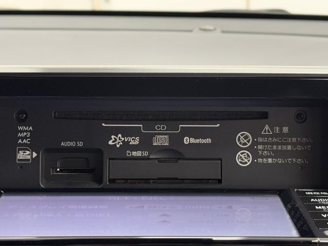 使い易いＣＤが再生できるステレオは音質も良好です！　長時間のドライブもお気に入りの音楽が有れば楽しくドライブできちゃいますね。　でも、安全の為にも音量は控えめに。