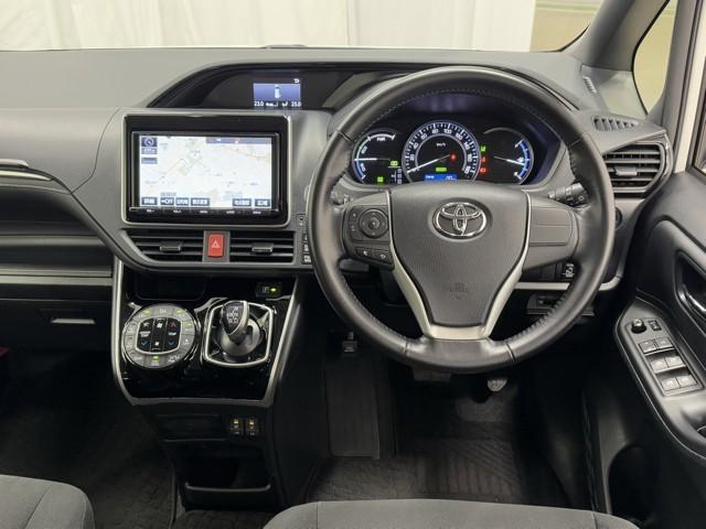 エスクァイア ハイブリッドXi 盗難防止システム Iストップ ダブルエアコン Bカメラ パワーウィンドウ LEDライト フルセグ地デジTV ETC車載器 ミュージックプレイヤー接続可 エアバッグ ナビ&TV 両側自動ドア ABS(4枚目)