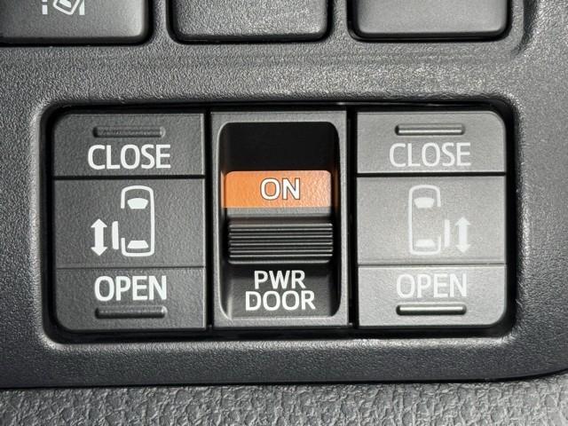 エスクァイア ハイブリッドXi 盗難防止システム Iストップ ダブルエアコン Bカメラ パワーウィンドウ LEDライト フルセグ地デジTV ETC車載器 ミュージックプレイヤー接続可 エアバッグ ナビ&TV 両側自動ドア ABS(12枚目)