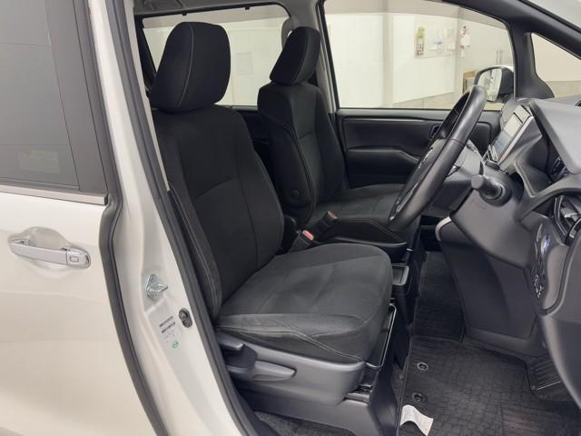 エスクァイア ハイブリッドXi 盗難防止システム Iストップ ダブルエアコン Bカメラ パワーウィンドウ LEDライト フルセグ地デジTV ETC車載器 ミュージックプレイヤー接続可 エアバッグ ナビ&TV 両側自動ドア ABS(15枚目)