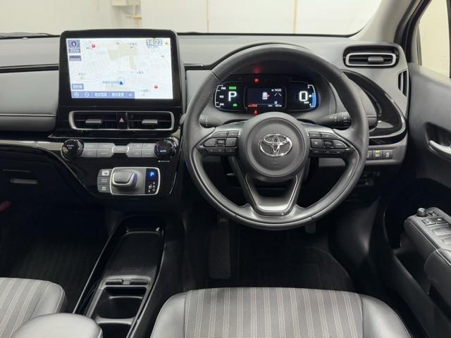 アクア G VSC アルミ 衝突軽減ブレーキ メモリナビ パワーシート バックモニター LED クルーズコントロール スマートキー ETC車載器 AC100V ドライブレコーダー フルセグTV ナビTV PS(4枚目)