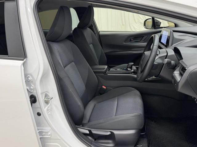 プリウス X 盗難防止装置 フルセグTV TV 100V電源 LED 記録簿 ESC クルコン ミュージックプレイヤー接続可 スマートキー AC キーフリー ETC アイドリングストップ サイドエアバック ABS(14枚目)