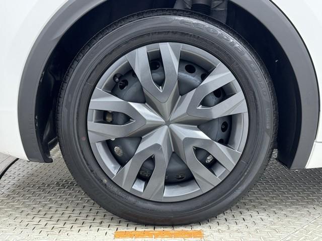 プリウス X 盗難防止装置 フルセグTV TV 100V電源 LED 記録簿 ESC クルコン ミュージックプレイヤー接続可 スマートキー AC キーフリー ETC アイドリングストップ サイドエアバック ABS(17枚目)