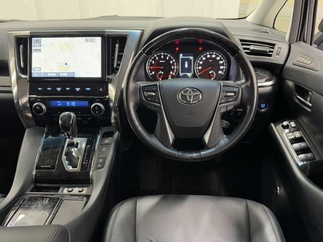 アルファード 2.5S Cパッケージ 両電動ドア Bモニタ 地デジ 1オーナー 定期点検記録簿 DVD再生可能 リアオートエアコン ナビテレビ 横滑り防止 クルコン AC100V電源 セキュリティ ETC車載器 LEDヘッドライト ABS(4枚目)