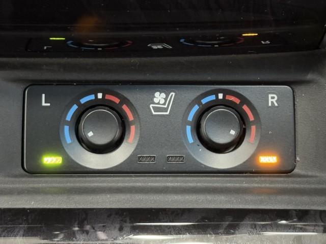 アルファード 2.5S Cパッケージ 両電動ドア Bモニタ 地デジ 1オーナー 定期点検記録簿 DVD再生可能 リアオートエアコン ナビテレビ 横滑り防止 クルコン AC100V電源 セキュリティ ETC車載器 LEDヘッドライト ABS(16枚目)