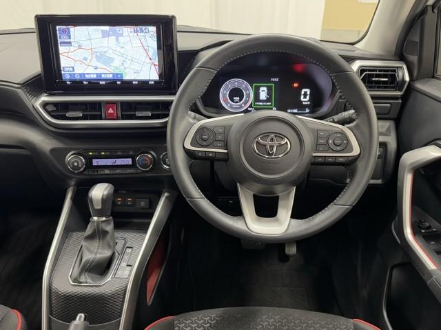 ライズ Z Bカメ 点検記録簿 アイドリングSTOP フルセグテレビ イモビライザー 横滑り防止機能 LEDヘッドライト 寒冷地仕様 オートクルーズコントロール 1オーナー車 アルミホイール エアバッグ 4WD車(4枚目)