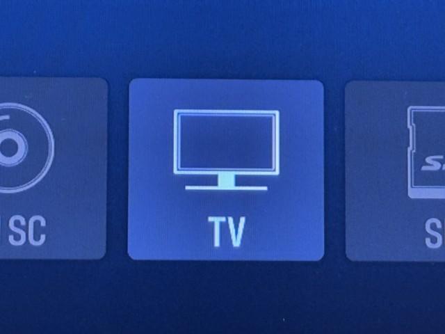 ライズ Z Bカメ 点検記録簿 アイドリングSTOP フルセグテレビ イモビライザー 横滑り防止機能 LEDヘッドライト 寒冷地仕様 オートクルーズコントロール 1オーナー車 アルミホイール エアバッグ 4WD車(8枚目)