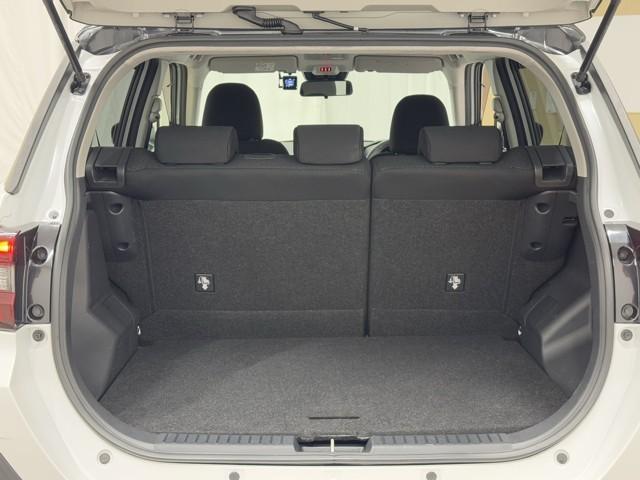 ライズ Z Bカメ 点検記録簿 アイドリングSTOP フルセグテレビ イモビライザー 横滑り防止機能 LEDヘッドライト 寒冷地仕様 オートクルーズコントロール 1オーナー車 アルミホイール エアバッグ 4WD車(17枚目)