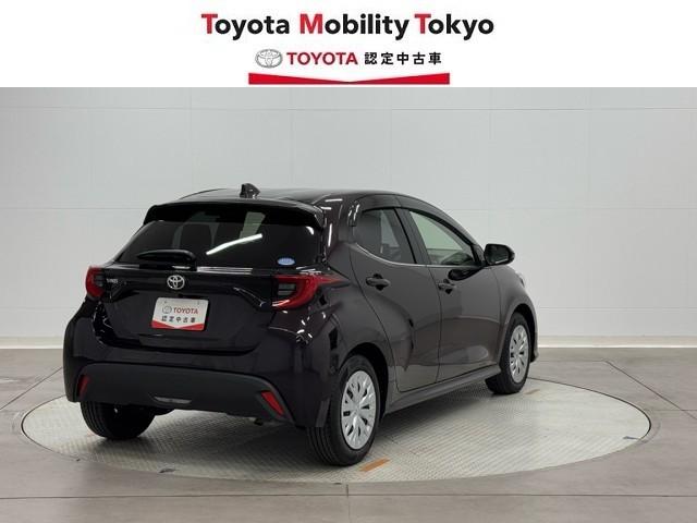 ヤリス Z サイドSRS AAC バックモニタ スマキー 横滑防止装置 キーフリー 1オーナー LEDランプ パワーウインドウ 定期点検記録簿 助手席エアバック クルコン エアバッグ パワーステアリング ナビ(2枚目)