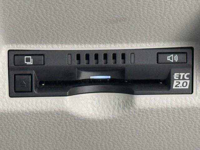 ヤリス Z サイドSRS AAC バックモニタ スマキー 横滑防止装置 キーフリー 1オーナー LEDランプ パワーウインドウ 定期点検記録簿 助手席エアバック クルコン エアバッグ パワーステアリング ナビ(7枚目)