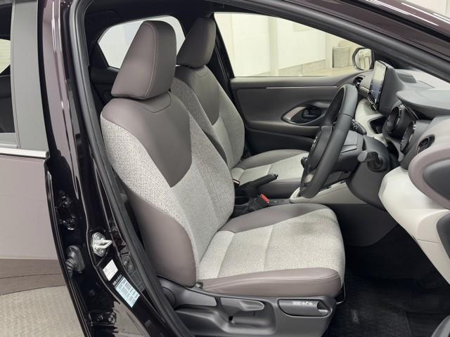 ヤリス Z サイドSRS AAC バックモニタ スマキー 横滑防止装置 キーフリー 1オーナー LEDランプ パワーウインドウ 定期点検記録簿 助手席エアバック クルコン エアバッグ パワーステアリング ナビ(14枚目)