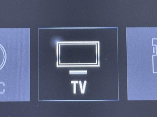 アクア クロスオーバー ECOモード メディアプレイヤー接続 Bカメラ 地デジ イモビライザー ナビTV エアコン 1オ-ナ- LED ESC 記録簿 ドライブレコーダー アルミホイール キーフリー DVD再生可 ETC(8枚目)