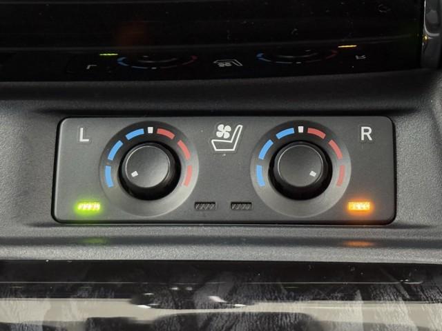 アルファード 2.5S Cパッケージ 両電動ドア Bモニタ 地デジ DVD再生可能 リアオートエアコン ナビテレビ 横滑り防止 クルコン AC100V電源 セキュリティ ETC車載器 LEDヘッドライト スマートキー エアコン パワーステ(16枚目)