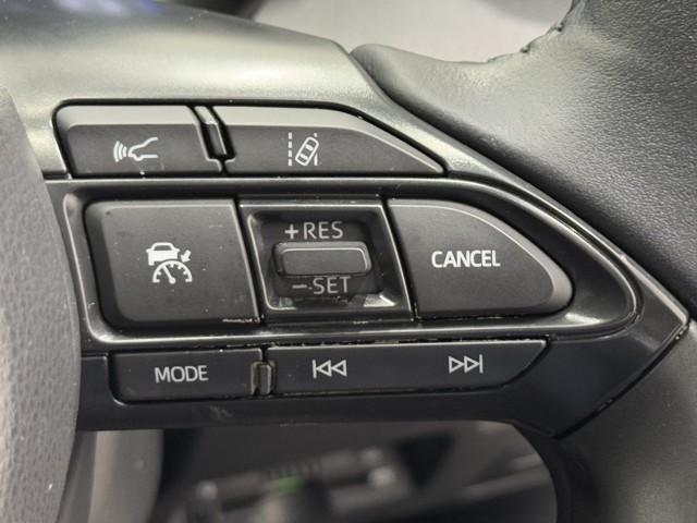 ヤリスクロス ハイブリッドＧ　ＴＳＳ　１００Ｖ　イモビライザー　バックモニタ－　記録簿有　エアコン　ＬＥＤヘッドライト　インテリキー　パワーウィンド　ワンオーナ　Ｗエアバック　オートクルーズ　メディアプレイヤー接続　キーフリー（8枚目）