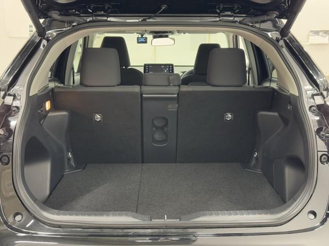 ヤリスクロス ハイブリッドＧ　ＴＳＳ　１００Ｖ　イモビライザー　バックモニタ－　記録簿有　エアコン　ＬＥＤヘッドライト　インテリキー　パワーウィンド　ワンオーナ　Ｗエアバック　オートクルーズ　メディアプレイヤー接続　キーフリー（15枚目）