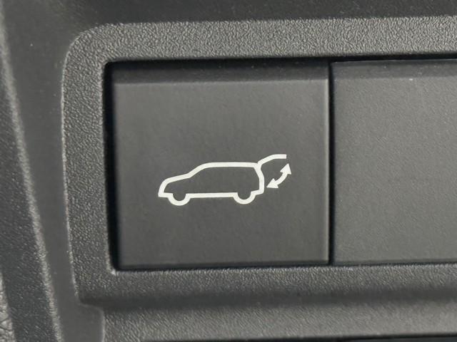 ヤリスクロス ハイブリッドＧ　ＴＳＳ　１００Ｖ　イモビライザー　バックモニタ－　記録簿有　エアコン　ＬＥＤヘッドライト　インテリキー　パワーウィンド　ワンオーナ　Ｗエアバック　オートクルーズ　メディアプレイヤー接続　キーフリー（16枚目）