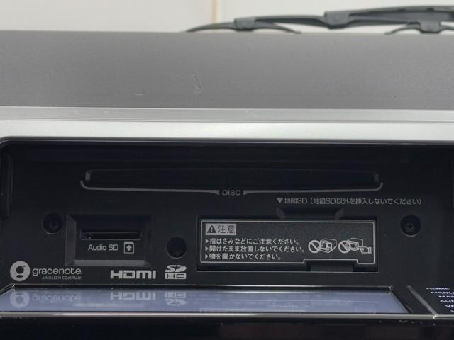 ハイエースバン ロングスーパーＧＬ　フルフラット　リアカメラ　ＳＲＳ　Ｗエアコン　横滑り防止装置付　盗難防止機能　キーレス　スマートエントリー　ＤＶＤ視聴可　エアコン　パワステ　ナビＴＶ　ＥＴＣ　ミュージックプレイヤー接続可　ＡＢＳ（9枚目）