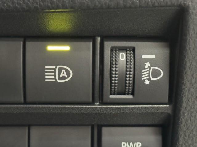 ノア ハイブリッドＳ－Ｇ　両電動ドア　衝突回避ブレーキ　ダブルエアコン　イモビ　クルコン　バックガイドモニター　横滑り防止装置　ＬＥＤヘッドライト　ドライブレコーダー　キーレス　スマートキー　３列シート　アイドリングストップ（9枚目）