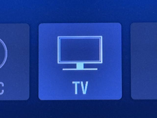 ノア ハイブリッドＳｉ　ダブルバイビー　ＬＥＤヘッドライト　クルコン　横滑り防止装置　メンテナンスノート　盗難防止システム　エアバッグ　アルミ　メモリ－ナビ　スマキー　Ｗエアコン　ＡＢＳ　ナビ＆ＴＶ　デュアルエアバッグ　ＥＴＣ　ＤＶＤ（7枚目）