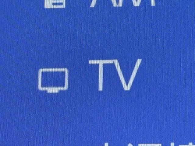 ヴェルファイアハイブリッド エグゼクティブラウンジ　サンルーフ　革シート　両側パワースライドドア　アルミホイール　オートクルーズコントロール　ＤＶＤ再生　スマートキー　ドラレコ　記録簿　３列シート　キーレスエントリー　ＥＴＣ　メモリーナビ　エアバッグ（9枚目）