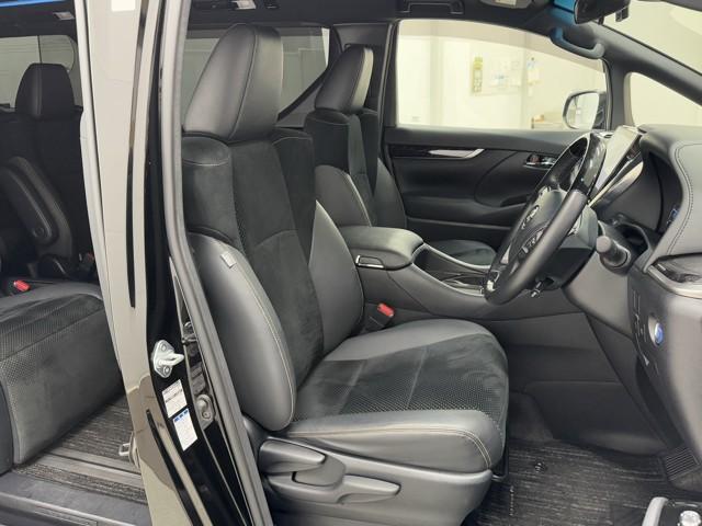 アルファードハイブリッド Ｓ　タイプゴールド　ＡＣ１００Ｖ　地デジ　リアオートエアコン　クルコン　Ｂカメラ　ナビ＆ＴＶ　メンテナンスノート　ＬＥＤライト　オートエアコン　横滑り防止機能　アイドリングストップ　フルフラット　スマートキー　ＥＴＣ（17枚目）