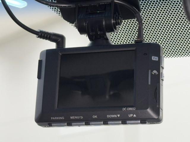 アルファード ２．５Ｓ　両側電動パワースライドドア　サンル－フ　地上デジタル　Ｗエアコン　フルオートエアコン　盗難防止システム　横滑り防止　ＡＷ　クルーズＣ　ナビ＆ＴＶ　パワーステアリング　メモリナビ　点検記録簿　エアバック（8枚目）