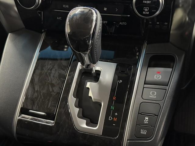 アルファード ２．５Ｓ　両側電動パワースライドドア　サンル－フ　地上デジタル　Ｗエアコン　フルオートエアコン　盗難防止システム　横滑り防止　ＡＷ　クルーズＣ　ナビ＆ＴＶ　パワーステアリング　メモリナビ　点検記録簿　エアバック（9枚目）