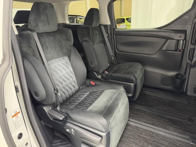 アルファード ２．５Ｓ　両側電動パワースライドドア　サンル－フ　地上デジタル　Ｗエアコン　フルオートエアコン　盗難防止システム　横滑り防止　ＡＷ　クルーズＣ　ナビ＆ＴＶ　パワーステアリング　メモリナビ　点検記録簿　エアバック（15枚目）